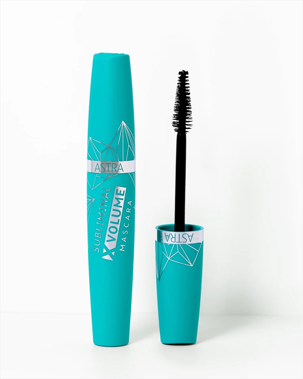 0000434.jpg SUBLIMINAL X VOLUME MASCARA WATERPROOF - Image 1