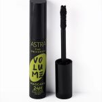 THE UNIVERSAL VOLUME MASCARA 24H