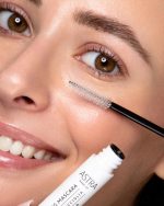 ZEN ROUTINE FIXING MASCARA - Image 4