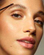 GEISHA BROWS TINTED FIXING MASCARA - Image 2