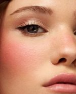 Pure Beauty Pen Eyeliner - Image 3
