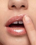 Vibrakiss Stimulating Lip Gloss - Image 4