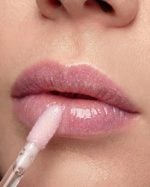 Vibrakiss Stimulating Lip Gloss - Image 10